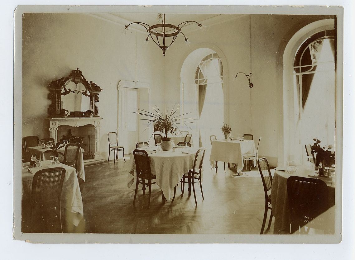 Historical image of Sala Contessa in the early 20th century at Grand Hotel Tremezzo, 1910, a member of Historic Hotels Worldwide, Lake Como, Tremezzo, Italy